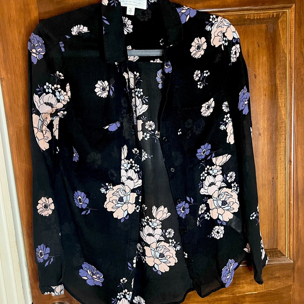 Anthropologie Black and Purple Floral Button Down Shirt - Picture 2 of 8